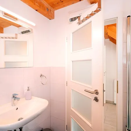 Family Friendly House With A Swimming Pool Svirce, Hvar - 23989 Semesterbostad Svirce
