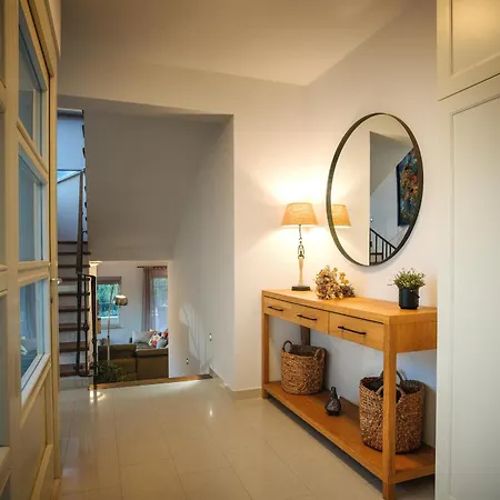 Family Friendly House With A Swimming Pool Svirce, Hvar - 23989 Svirce