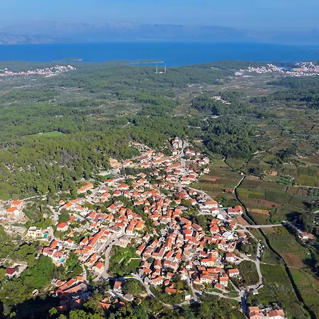 Family Friendly House With A Swimming Pool Svirce, Hvar - 23989 * Svirce