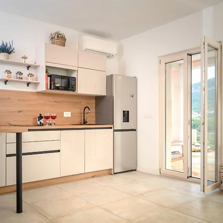 Family Friendly House With A Swimming Pool Svirce, Hvar - 23989 *